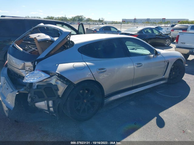 2013 PORSCHE PANAMERA WP0AA2A76DL014952 Photo 3