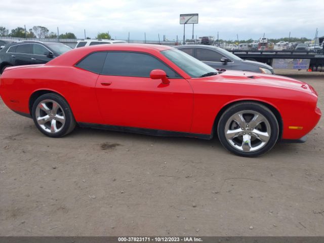 2C3CDYAG2EH302988 Dodge Challenger Sxt Plus