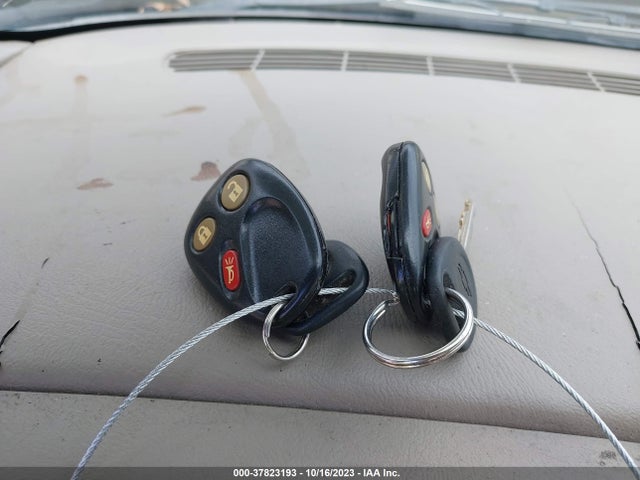 2004 CHEVROLET SILVERADO 1500 LS VIN: 1GCEC14V64Z117351