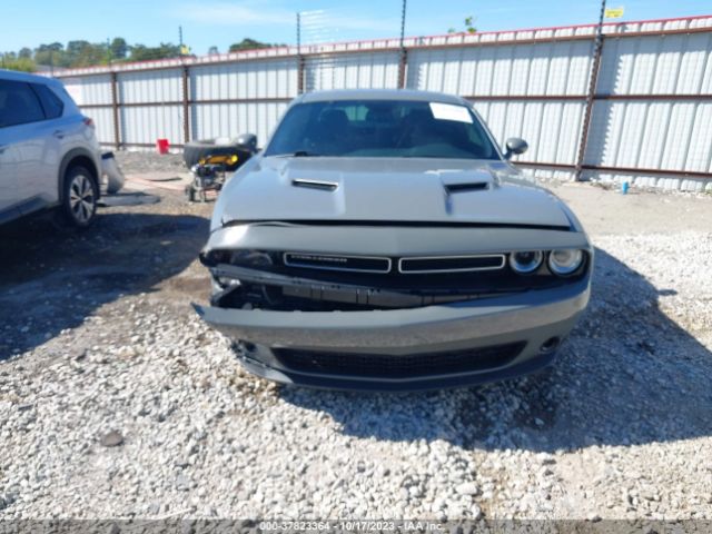 2C3CDZGG8KH526095 Dodge Challenger Sxt