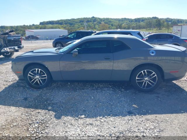 2C3CDZGG8KH526095 Dodge Challenger Sxt