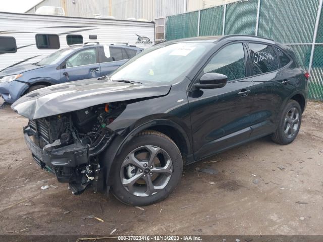 1FMCU9NZXPUA15827 Ford Escape St-line Select