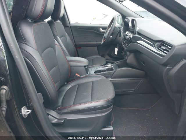 1FMCU9NZXPUA15827 Ford Escape St-line Select