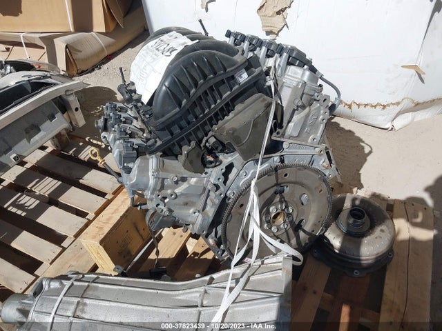 ASSTD PARTS Cadillac Escalade Premium Collection
