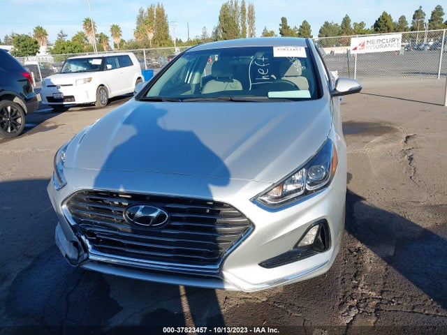 Hyundai SONATA SE 2019 5NPE24AF1KH753360 Image 28