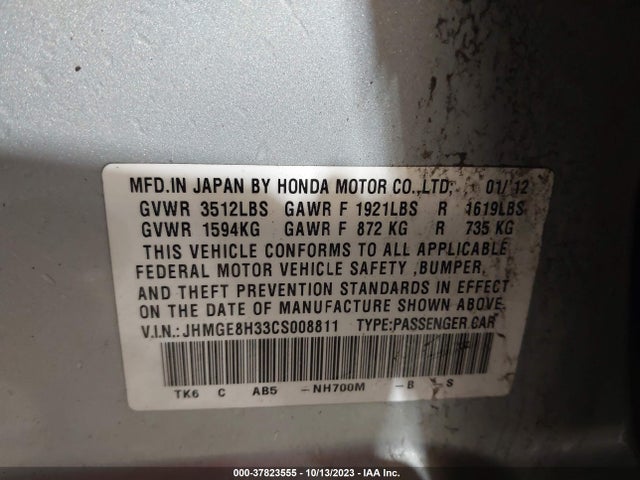 2012 HONDA FIT VIN: JHMGE8H33CS008811