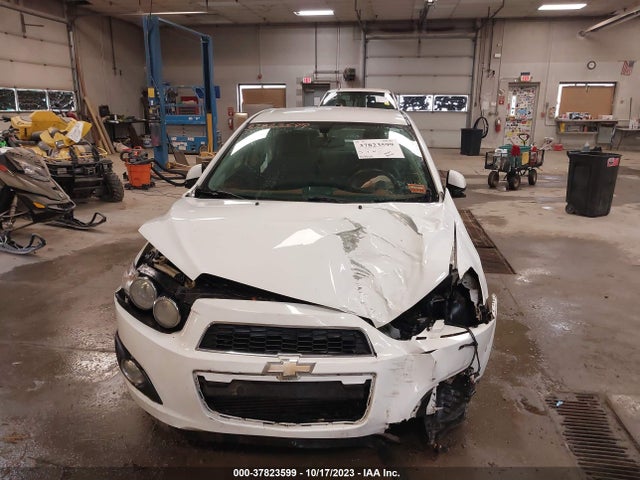 Chevrolet Sonic Ltz Auto 2015 1G1JE5SB2F4194039 Image 6