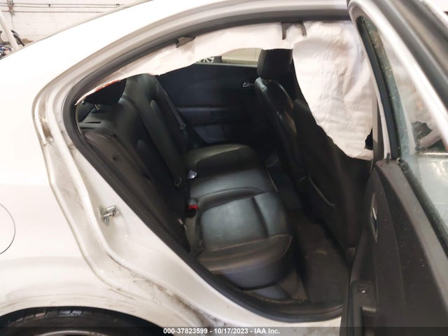 Chevrolet Sonic Ltz Auto 2015 1G1JE5SB2F4194039 Image 8