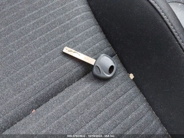 KNDJ23AU8M7779758 KIA SOUL S
