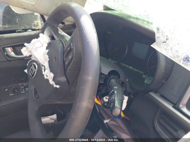 5XXGT4L35JG271252 KIA Optima Lx