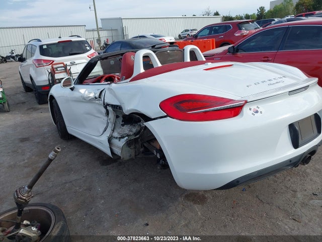 2013 PORSCHE BOXSTER WP0CB2A83DS132123 Photo 2