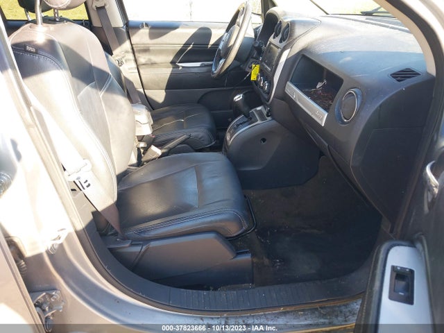 1C4NJDEB4GD802591 Jeep Compass High Altitude Edition