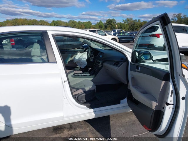 2017 HYUNDAI SONATA 2.4L VIN: 5NPE24AF5HH537021