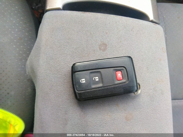 2008 TOYOTA PRIUS BASE (CVT-E) VIN: JTDKB20U383321963