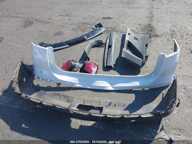 Chevrolet EQUINOX LT 2023 3GNAXUEG0PS157552 Image 12