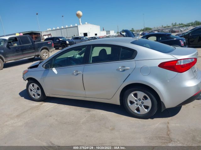 KNAFK4A65F5284829 KIA FORTE LX