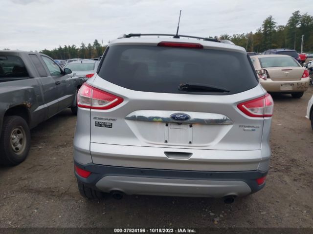 1FMCU9J92EUC56252 Ford Escape Titanium