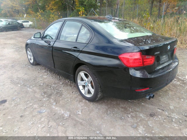 2013 BMW 3 SERIES WBA3B3C58DJ810800 Photo 2