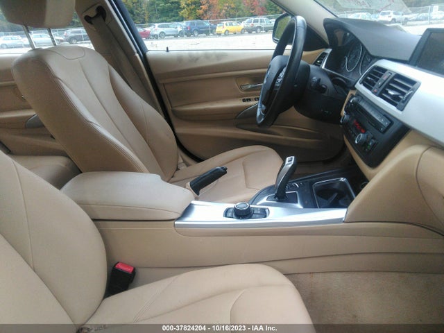 2013 BMW 3 SERIES WBA3B3C58DJ810800 Photo 4