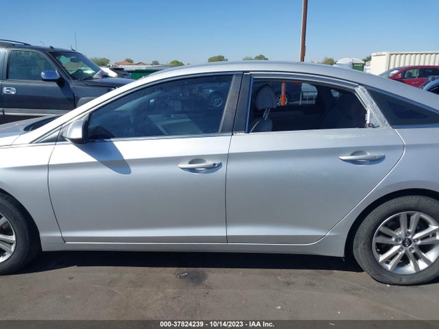 Hyundai Sonata 2.4l Se 2015 5NPE24AF1FH151046 Image 15
