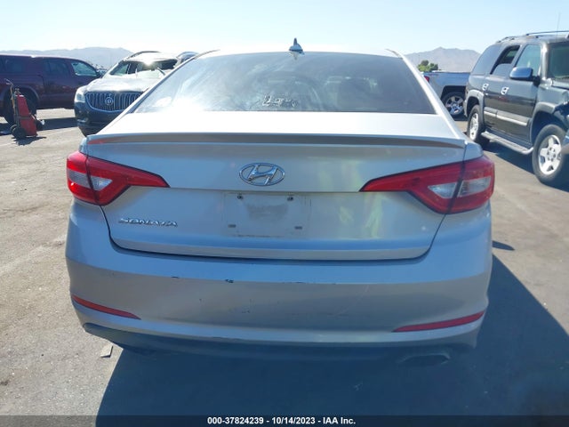 Hyundai Sonata 2.4l Se 2015 5NPE24AF1FH151046 Image 17