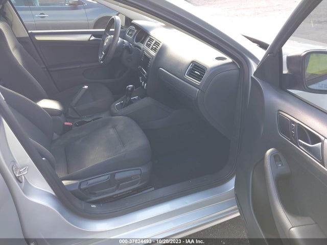 3VWD67AJ9GM258988 Volkswagen Jetta Sedan 1.4t Se