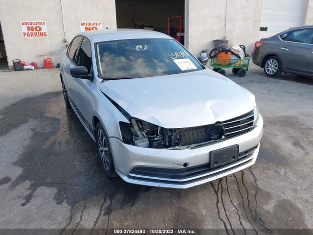 3VWD67AJ9GM258988 Volkswagen Jetta Sedan 1.4t Se
