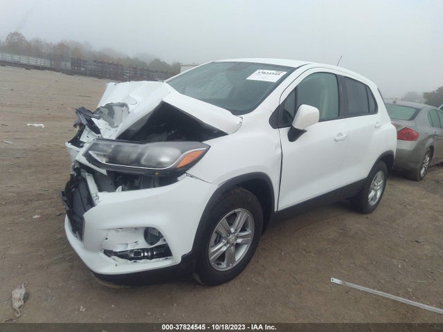 Chevrolet Trax Awd Ls 2022 KL7CJNSM9NB545663 Image 2