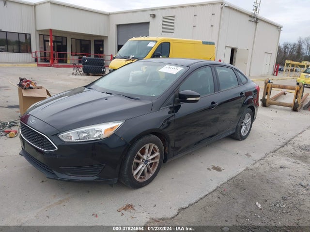 2015 FORD FOCUS SE VIN: 1FADP3F27FL371726