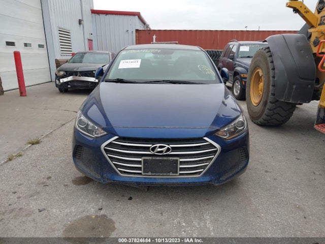 Hyundai ELANTRA SE 2018 5NPD74LF1JH295750 Image 12
