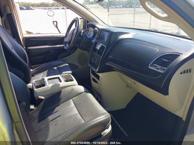 2C4RC1BG9ER257038 Chrysler Town & Country Touring