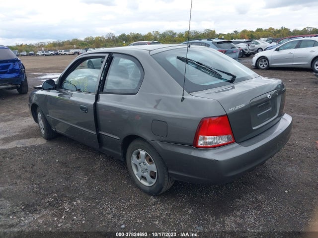 2002 HYUNDAI ACCENT GS VIN: KMHCG35C22U219837