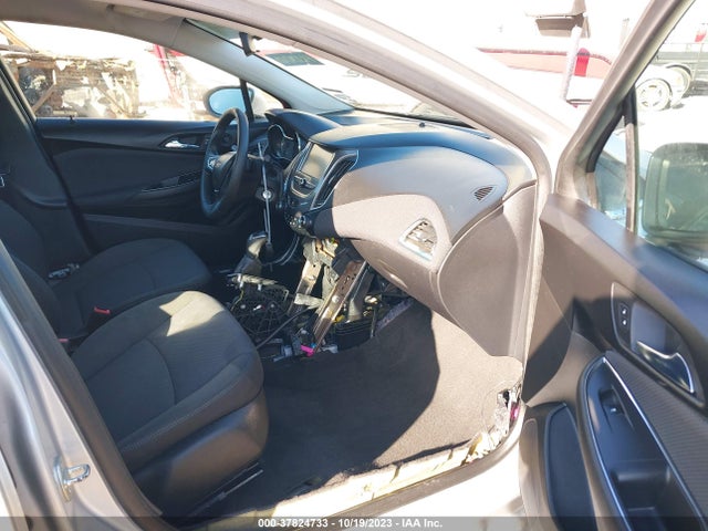 Chevrolet CRUZE LT 2018 1G1BE5SM4J7186103 Image 5