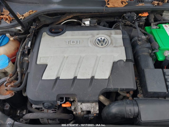 2013 VOLKSWAGEN JETTA SPORTWAGEN TDI W/SUNROOF & NAV VIN: 3VWPL7AJ1DM673014