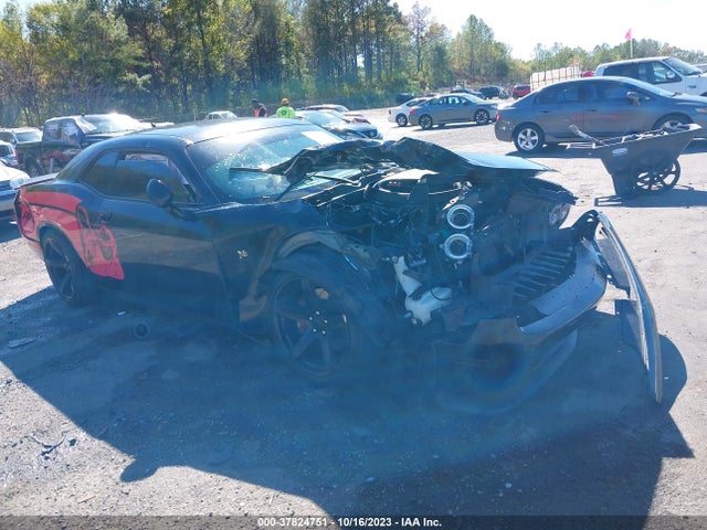 2016 2C3CDZFJ7GH264526 main image