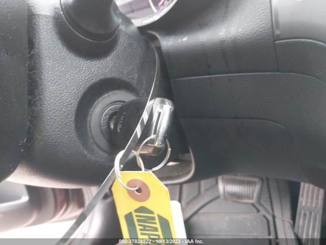 3KPFK4A72JE211197 KIA FORTE LX