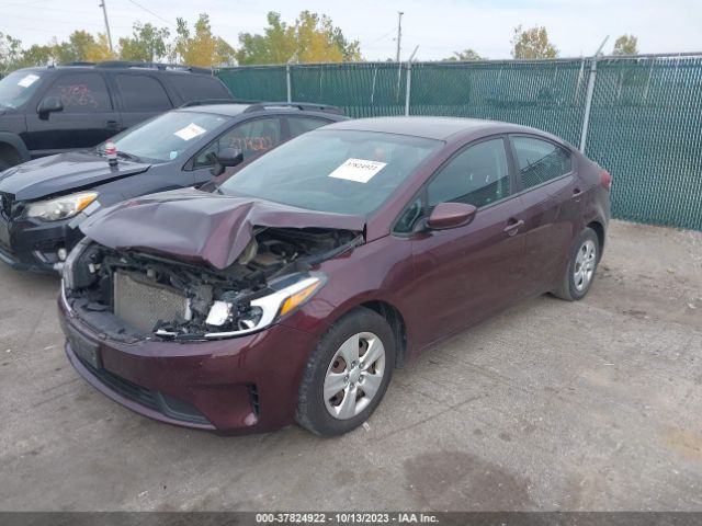 3KPFK4A72JE211197 KIA FORTE LX