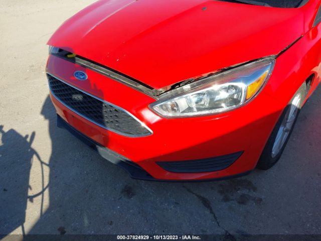 1FADP3K25GL391271 Ford FOCUS SE