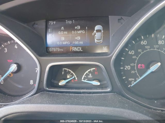 1FADP3K25GL391271 Ford FOCUS SE