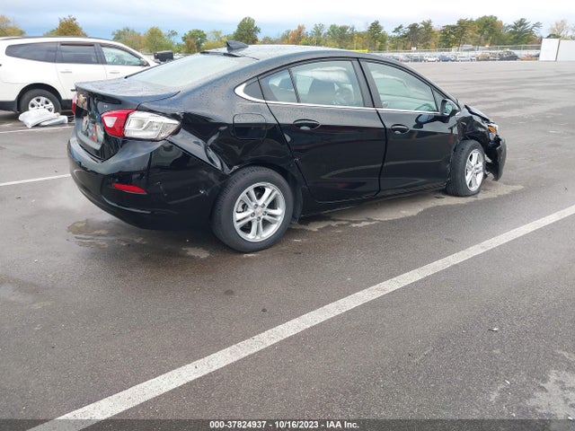 Chevrolet CRUZE LT 2018 1G1BE5SM9J7109498 Image 4