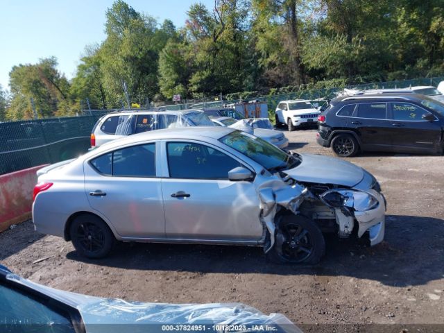 3N1CN7AP7KL833922 Nissan Versa Sedan S Plus