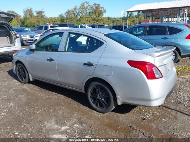 3N1CN7AP7KL833922 Nissan Versa Sedan S Plus