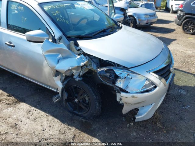 3N1CN7AP7KL833922 Nissan Versa Sedan S Plus