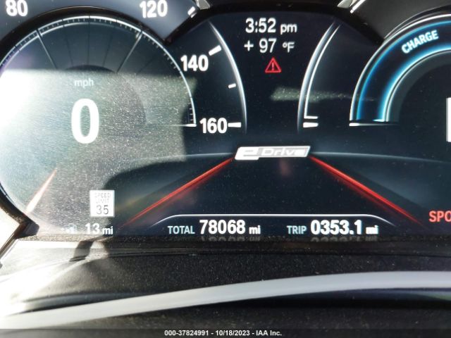 WBAJA9C54JB253290 BMW 5 Series 530e Iperformance