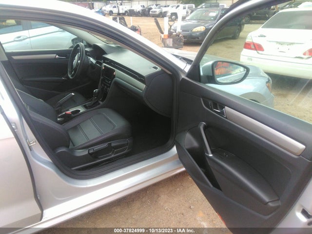 1VWSA7A31MC002719 Volkswagen Passat 2.0t Se