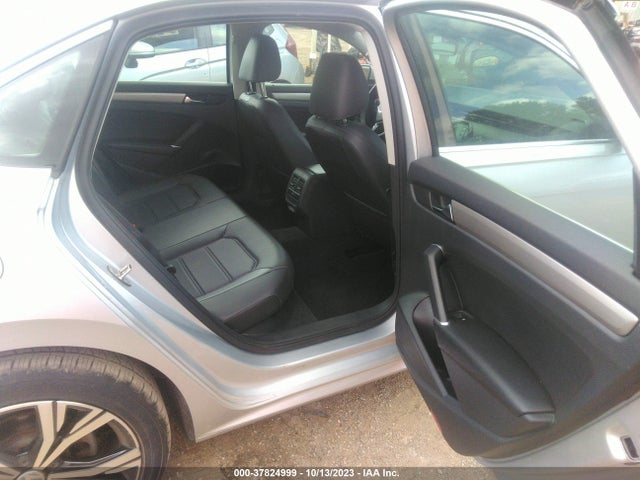 1VWSA7A31MC002719 Volkswagen Passat 2.0t Se