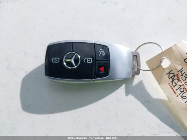 WDDZF4KB9JA480570 Mercedes-Benz E-class E 300