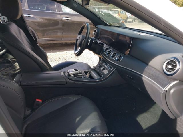 WDDZF4KB9JA480570 Mercedes-Benz E-class E 300