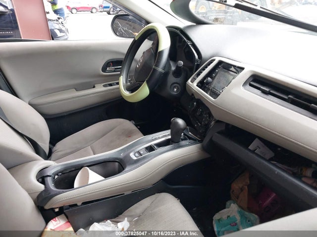 Honda HR-V LX 2017 3CZRU6H30HM704716 Image 5