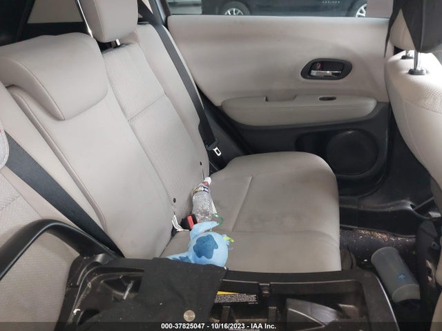 Honda HR-V LX 2017 3CZRU6H30HM704716 Image 8